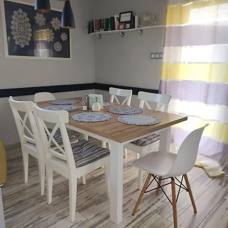 Modernes In Mit Grossem Garten By Interhome